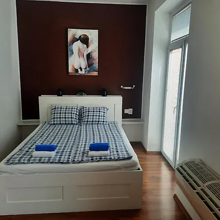 Cathlyn Apartmán